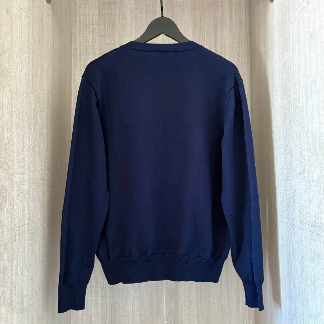 P230 RALPH LAUREN Four colors classic small label embroidered V-neck cardigan long-sleeved buttoned knitted sweater tops for men and women. Four colors. Color: white, black, navy blue, gray. Size: S M L XL. Material: cotton. Weight: 600g.